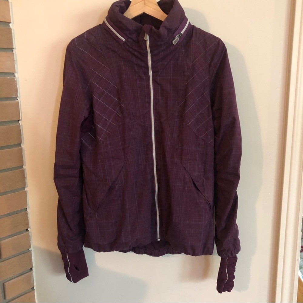 Lululemon plum jacket with reflective threads
